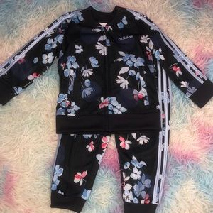 Adidas 2piece set
